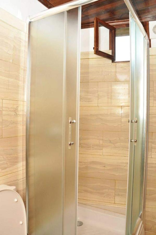 Hava Baci Apartment Berat Luaran gambar